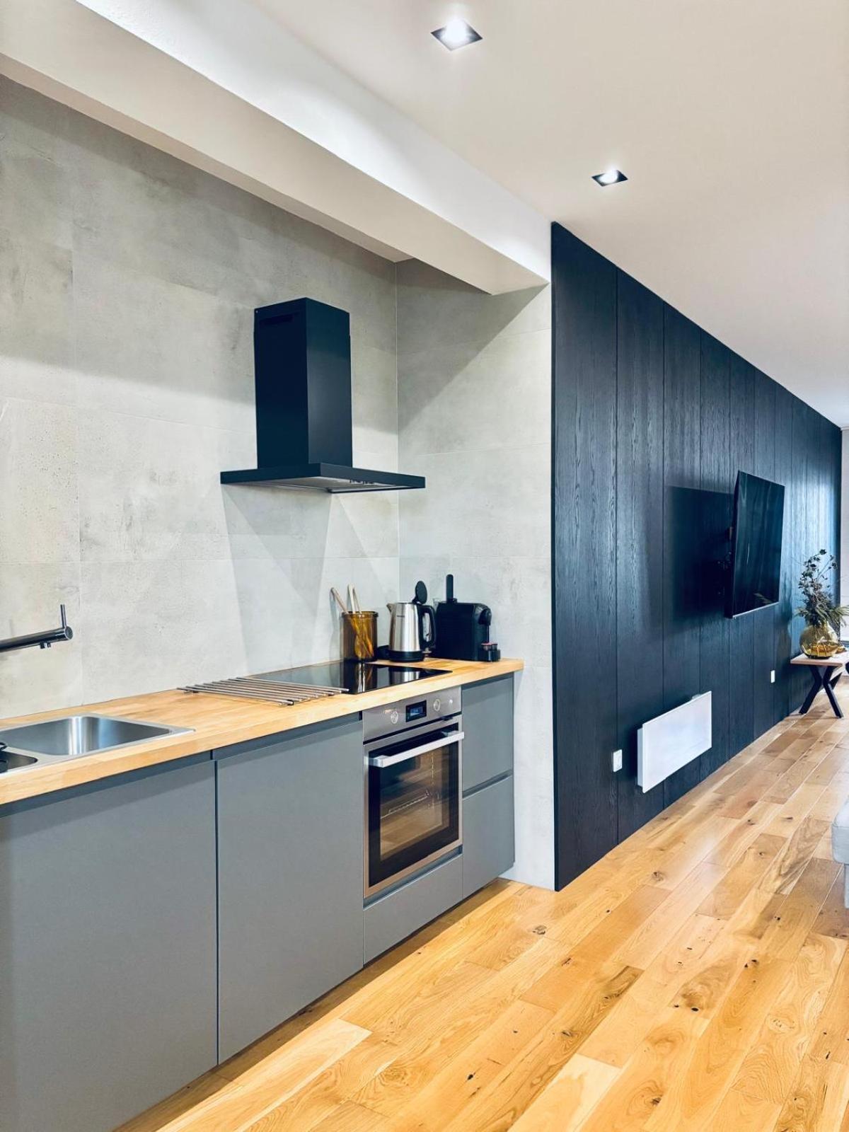 Apartman Zara Komárno Exteriör bild